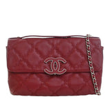 Pre-Owned Chanel CC Quilted Calfskin Double Stitch Hamptons Flap Red