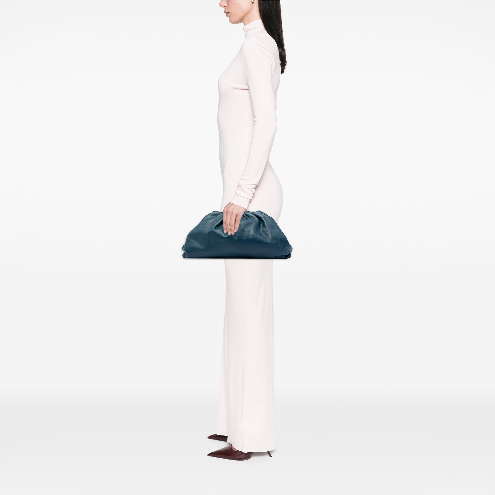 Smooth Butter Calf The Pouch Blue - Lab Luxury Resale