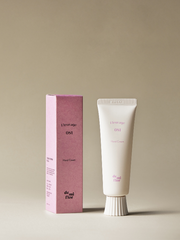 De mi flor Fleurage Hand Cream 40ml in elegant tube, featuring floral design and rich moisturizing formula for soft hands.