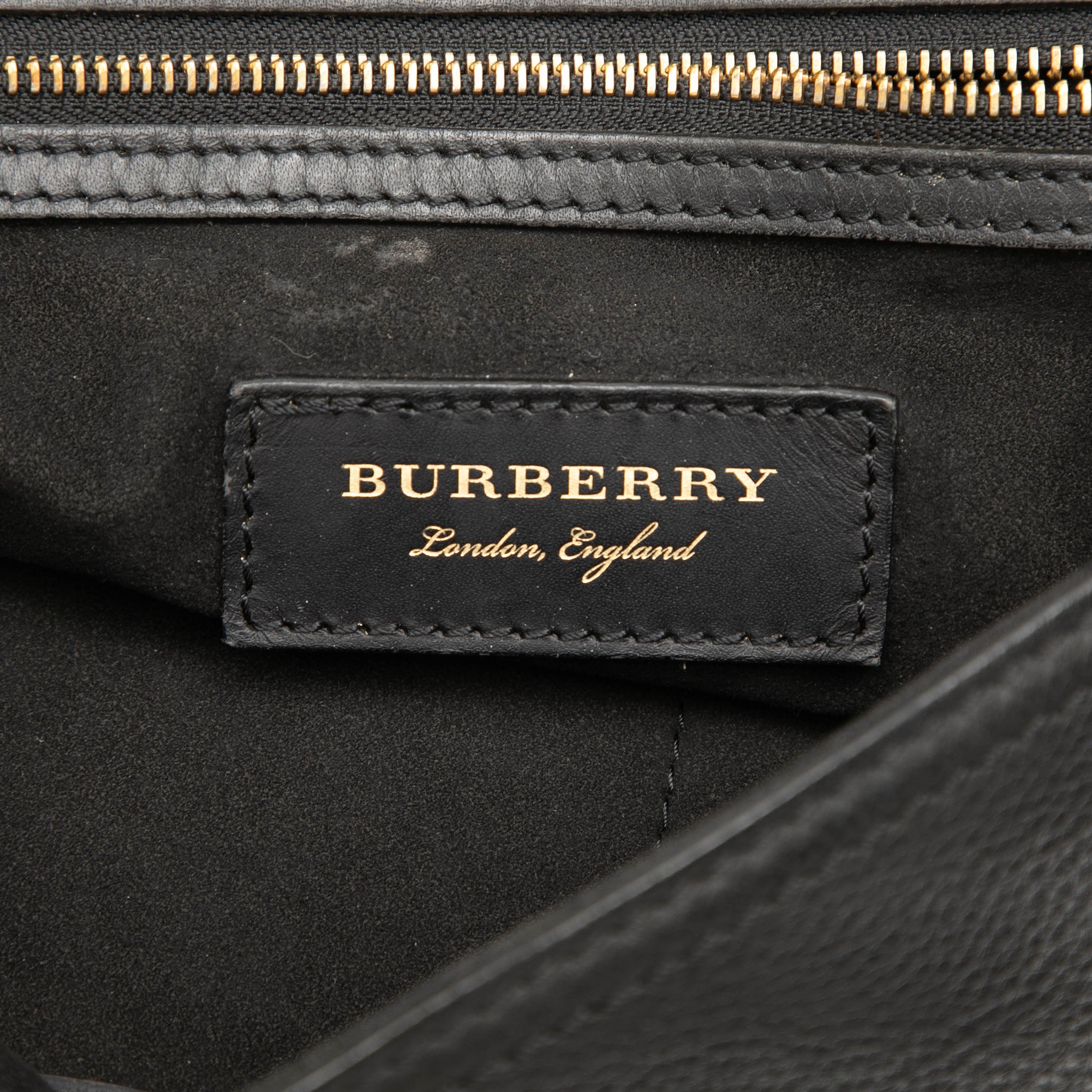 Medium Leather Bridle Crossbody Black - Lab Luxury Resale