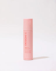 DESIGNME HOLD.ME three-way hairspray travel size 69ml, with spray nozzle and packaging, suitable for hair styling.