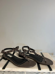 Balenciaga Arena sandals in size 35.5, showcasing stylish shoes with bold design and premium materials.