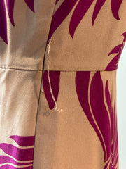 Dries Van Noten women's dress in size 36/4, elegant and stylish clothing with intricate details and a flattering fit.