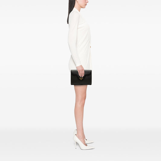 Grained Calfskin Clutch Black - Lab Luxury Resale