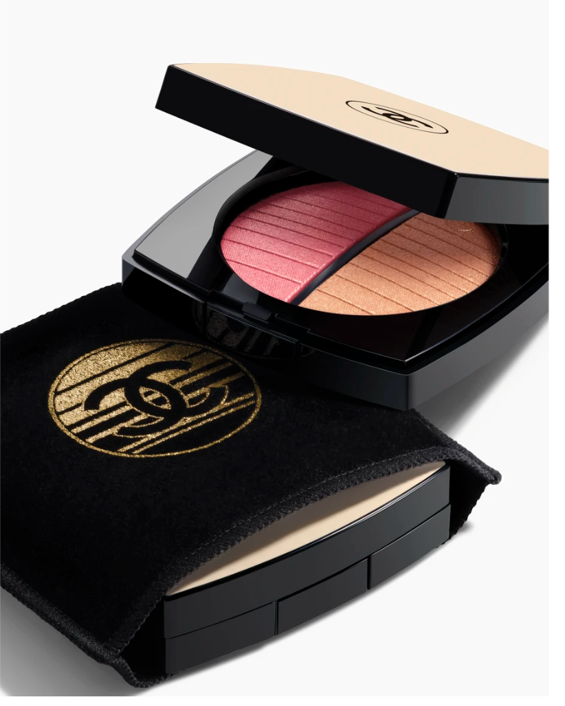 Chanel Les Beiges Healthy Golden Glow Powder in Eclat Du Soir, a luxurious beauty face powder with a radiant finish.