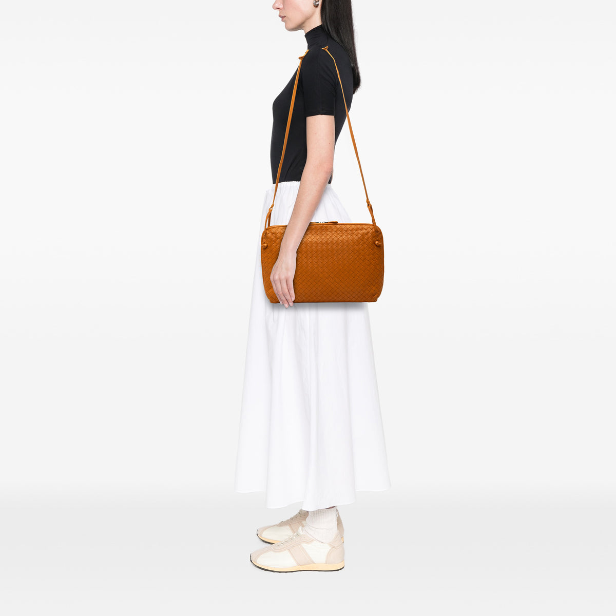 Large Nappa Intrecciato Nodini Crossbody Orange - Lab Luxury Resale